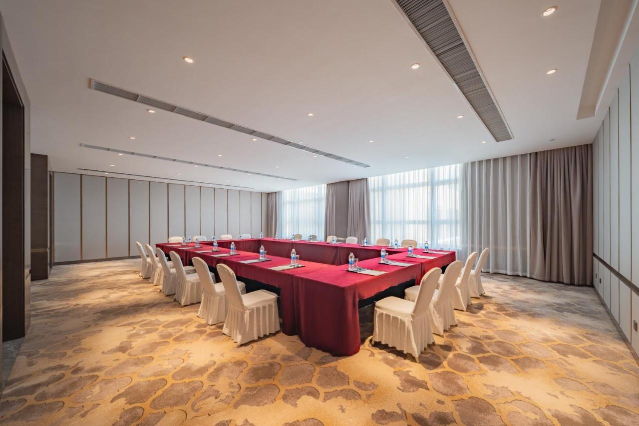Holiday Inn Zhengzhou Zhongzhou By Ihg Εξωτερικό φωτογραφία